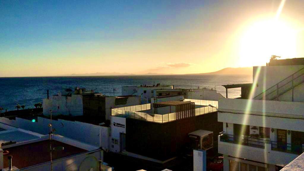 Playa Chica Apartment Puerto del Carmen  Exterior photo